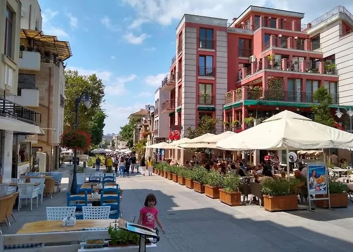 кирил и методий 아파트